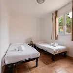 Maison Au Calme Avec Piscine Et Climatisation Hébergement de vacances Sollacaro