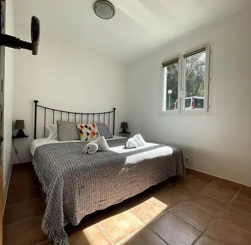 Kalliste Tatil Evi *