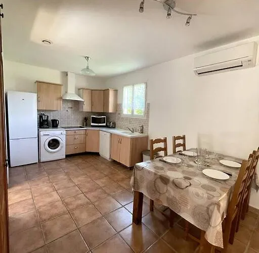 Kalliste Tatil Evi Sollacaro